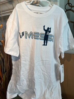 Lionel Messi White Short Sleeve Graphic Tee
